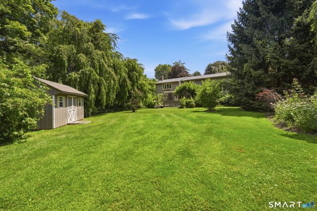 40 Eastview Drive, Windsor, CT 06095