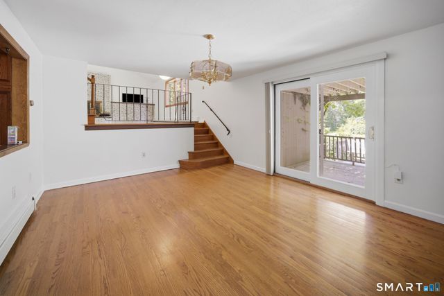 40 Eastview Drive, Windsor, CT 06095