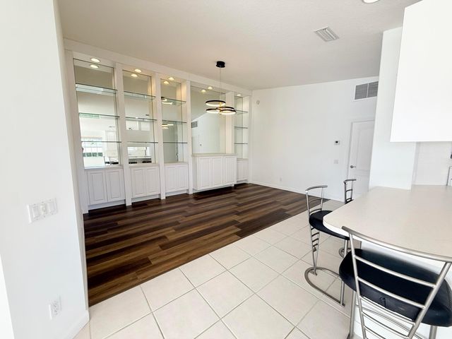 8270 Eleuthera Lane, Wellington, FL 33414