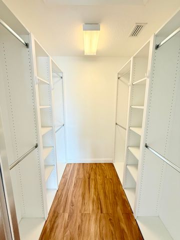 8270 Eleuthera Lane, Wellington, FL 33414