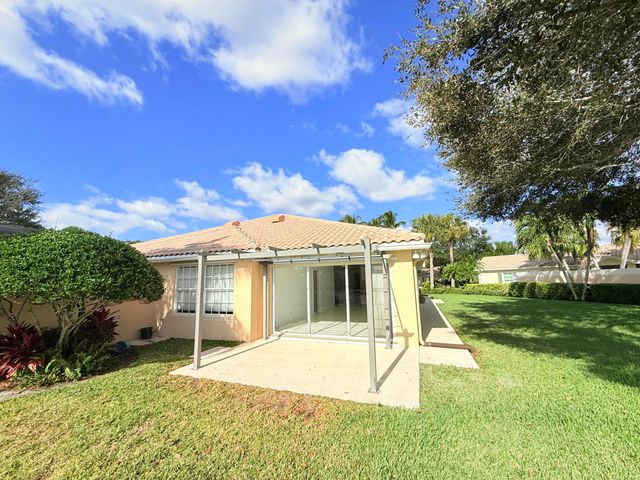 8270 Eleuthera Lane, Wellington, FL 33414