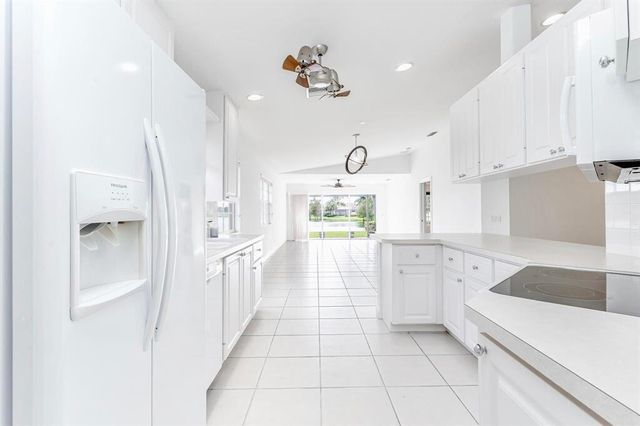 8270 Eleuthera Lane, Wellington, FL 33414