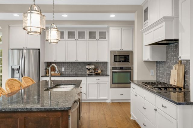 5128 167th Street W, Lakeville, MN 55044