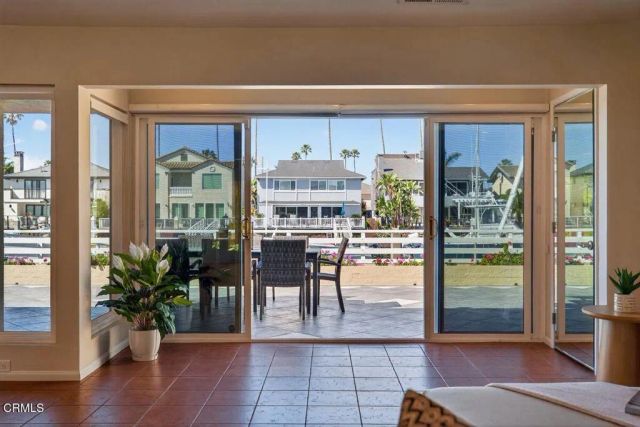 2941 Surfrider Avenue, Ventura, CA 93001