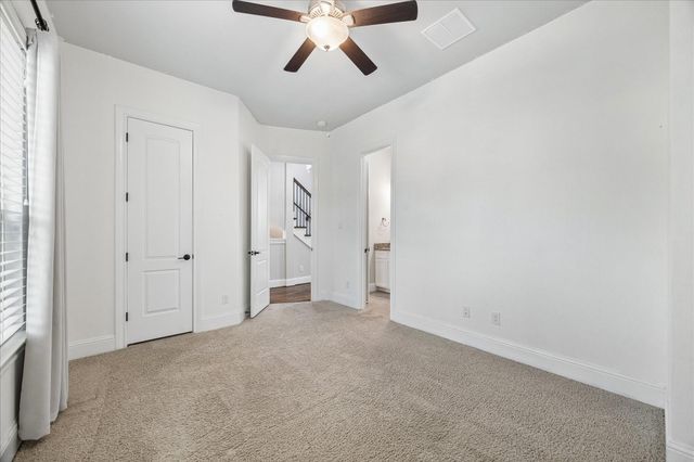 1704 Oak Leaf Pass Drive, Houston, TX 77055