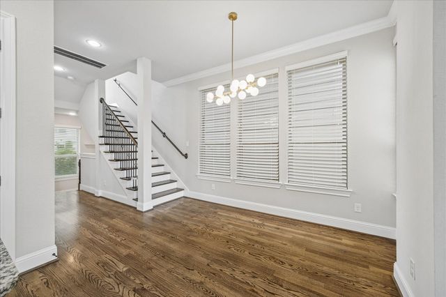1704 Oak Leaf Pass Drive, Houston, TX 77055