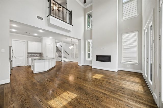 1704 Oak Leaf Pass Drive, Houston, TX 77055