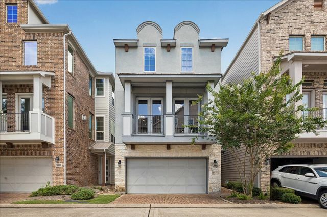 1704 Oak Leaf Pass Drive, Houston, TX 77055