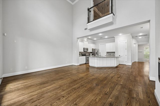 1704 Oak Leaf Pass Drive, Houston, TX 77055