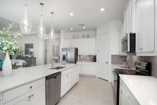 2568 Millennium Circle, Melbourne, FL 32940