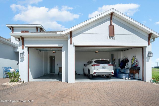 2568 Millennium Circle, Melbourne, FL 32940