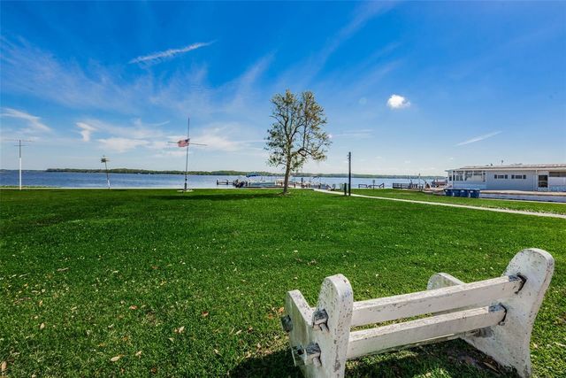 29 CONCORD LANE 11, Palm Harbor, FL 34684