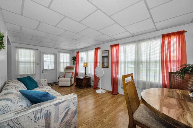 29 CONCORD LANE 11, Palm Harbor, FL 34684