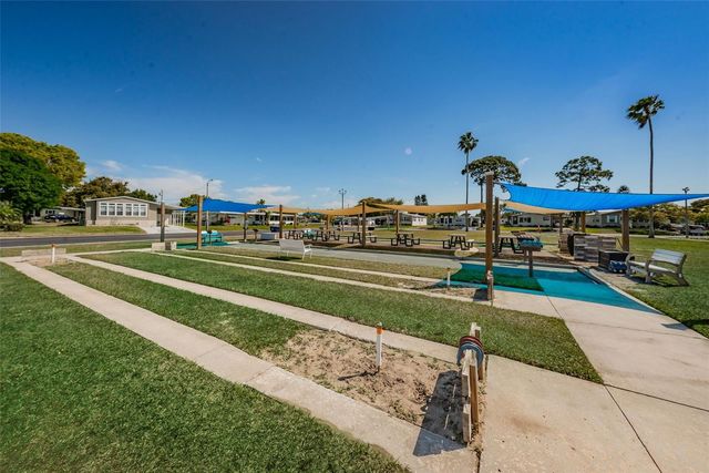 29 CONCORD LANE 11, Palm Harbor, FL 34684