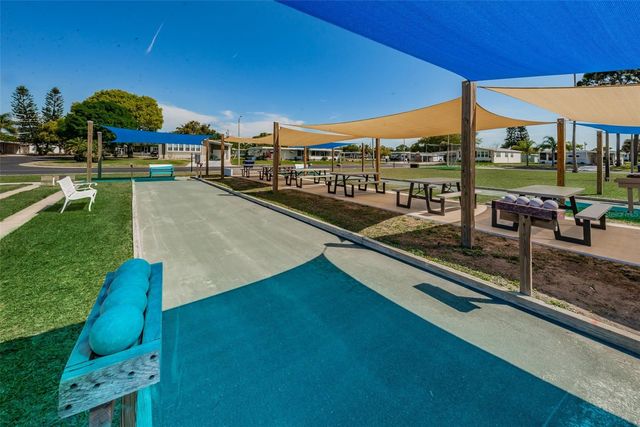 29 CONCORD LANE 11, Palm Harbor, FL 34684