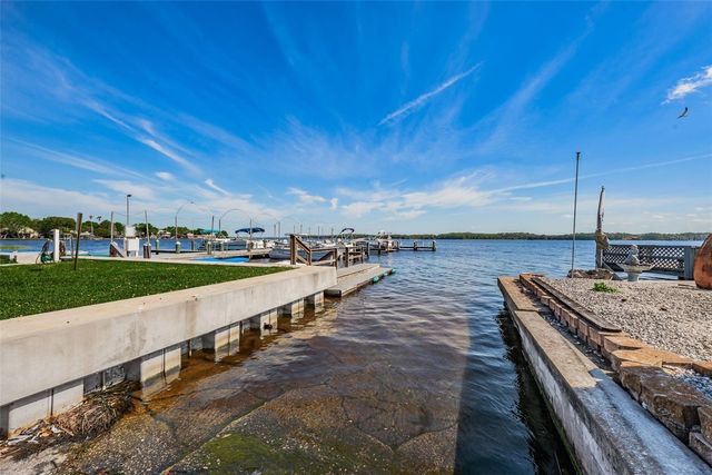 29 CONCORD LANE 11, Palm Harbor, FL 34684