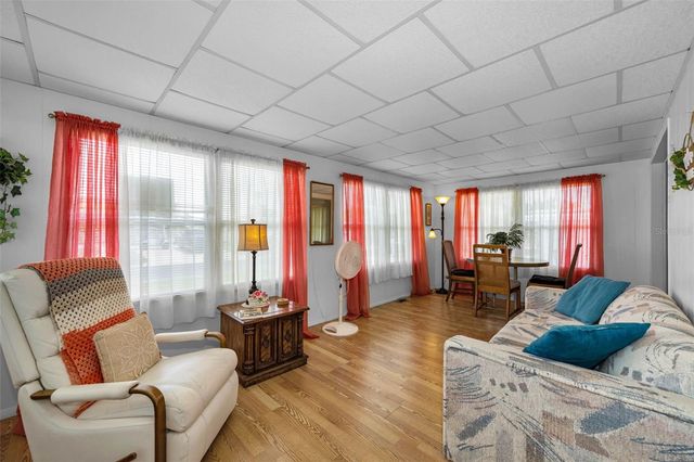 29 CONCORD LANE 11, Palm Harbor, FL 34684