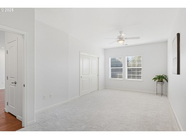 20508 Sw ROY ROGERS Rd 324, Sherwood, OR 97140