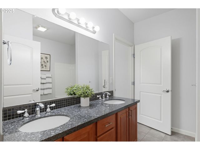 20508 Sw ROY ROGERS Rd 324, Sherwood, OR 97140