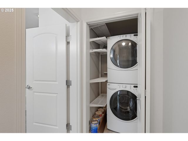 20508 Sw ROY ROGERS Rd 324, Sherwood, OR 97140