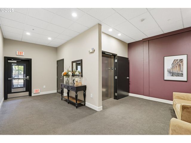 20508 Sw ROY ROGERS Rd 324, Sherwood, OR 97140