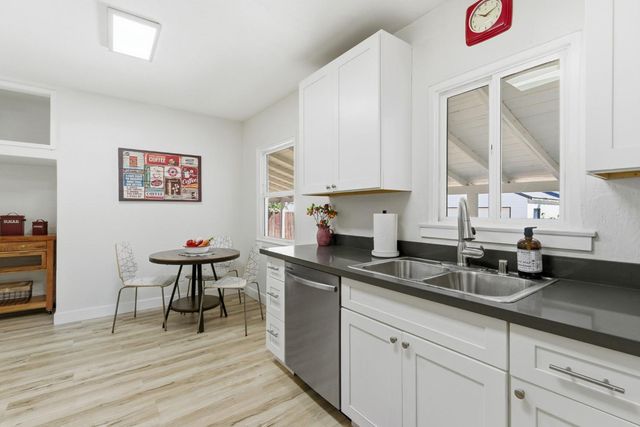 3700 24th Ave, Sacramento, CA 95820