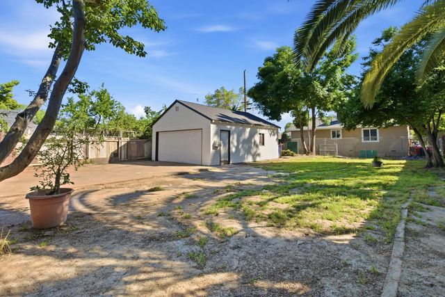 3700 24th Ave, Sacramento, CA 95820