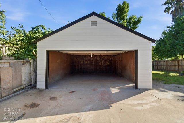 3700 24th Ave, Sacramento, CA 95820