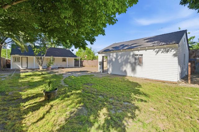 3700 24th Ave, Sacramento, CA 95820