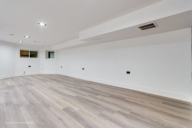 4941 W Iowa Street, Chicago, IL 60651