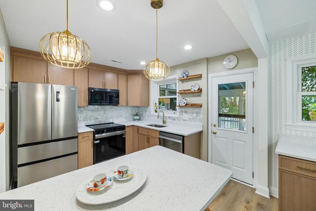 8802 2ND AVE, Silver Spring, MD 20910