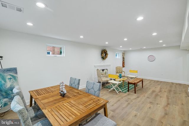 8802 2ND AVE, Silver Spring, MD 20910