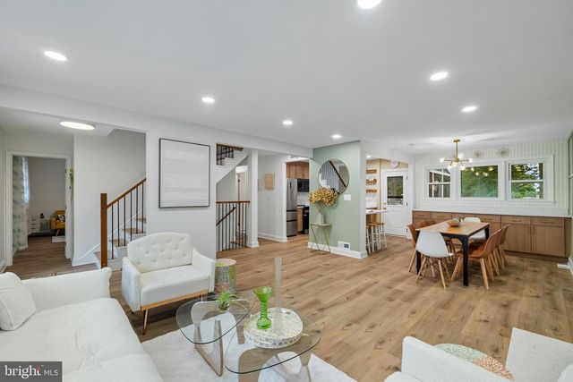 8802 2ND AVE, Silver Spring, MD 20910