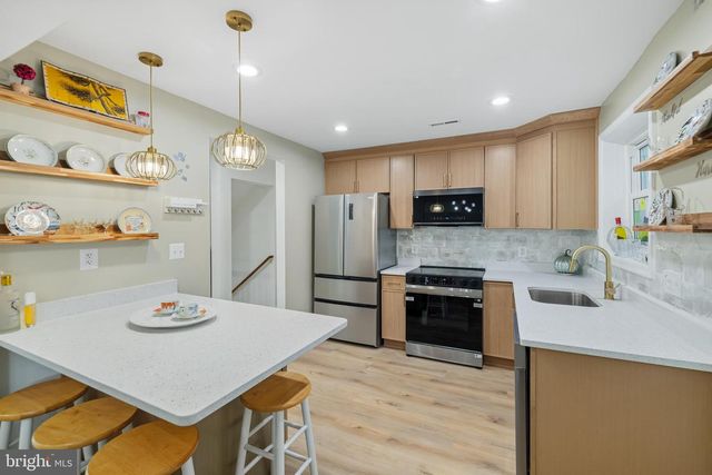 8802 2ND AVE, Silver Spring, MD 20910