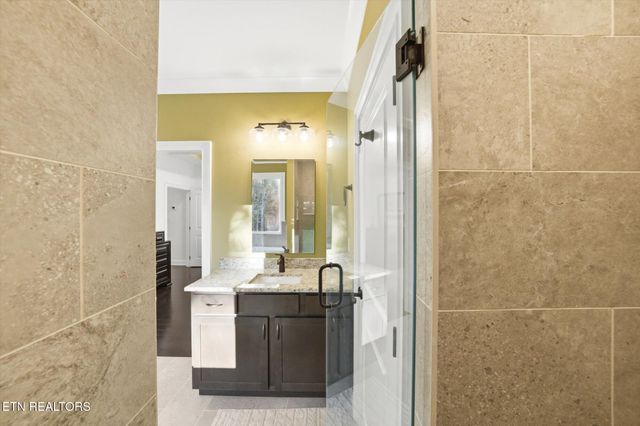 243 E Shore Drive, Rockwood, TN 37854