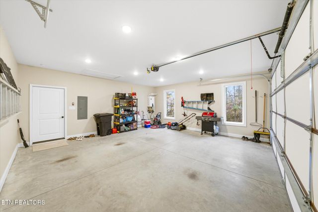 243 E Shore Drive, Rockwood, TN 37854