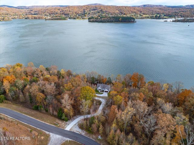 243 E Shore Drive, Rockwood, TN 37854