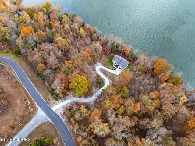 243 E Shore Drive, Rockwood, TN 37854