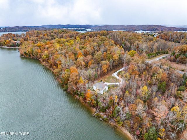 243 E Shore Drive, Rockwood, TN 37854