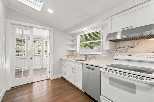 524 3RD STREET N A, St Petersburg, FL 33701