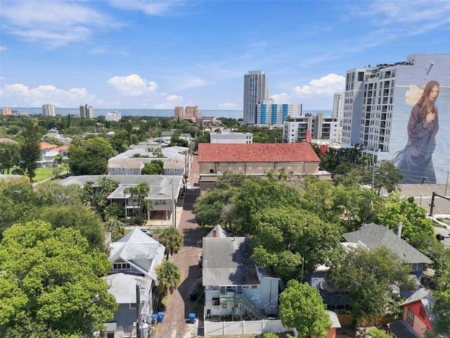 524 3RD STREET N A, St Petersburg, FL 33701