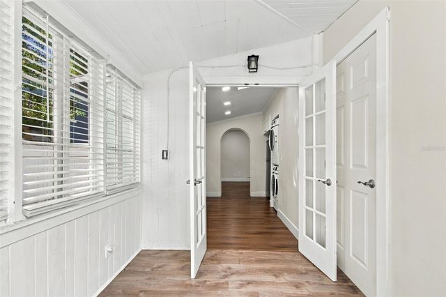 524 3RD STREET N A, St Petersburg, FL 33701