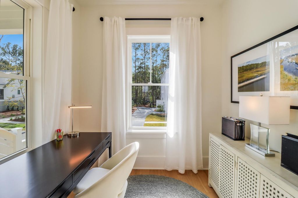 Image 6 of property listing at 1548 John Fenwick Lane, Johns Island, SC 29455