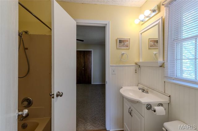 803 Lovers Lane, Rolla, MO 65401