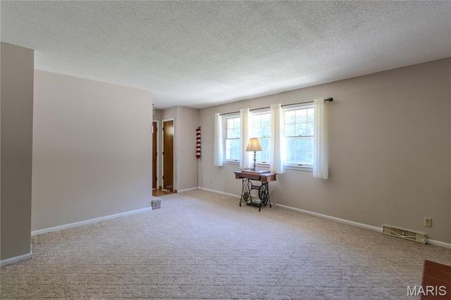 803 Lovers Lane, Rolla, MO 65401