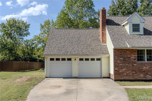 803 Lovers Lane, Rolla, MO 65401