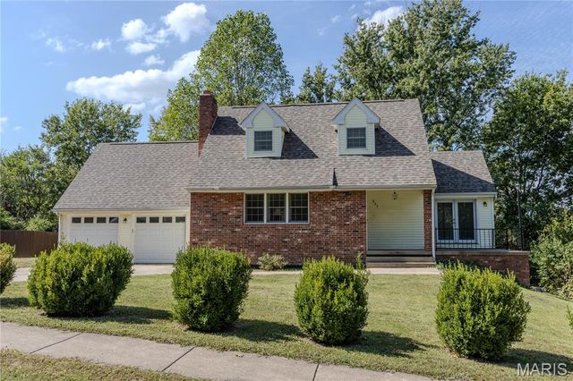 803 Lovers Lane, Rolla, MO 65401