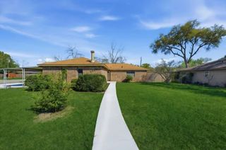 4803 28th Street E, Dickinson, TX 77539