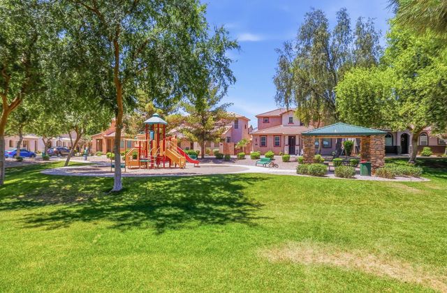 4043 E Milky Way, Gilbert, AZ 85295