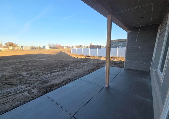 8622 N Molly St, Spokane, WA 99208